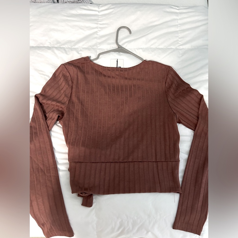 Long Sleeve Ribbed Wrap Top NWT - Picture 3 of 5